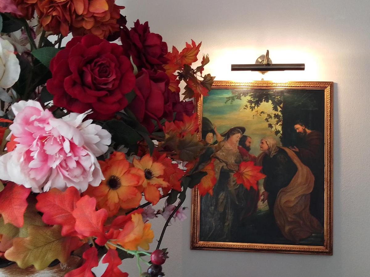 ホテルCasa Maria Roses Rîşnov エクステリア 写真