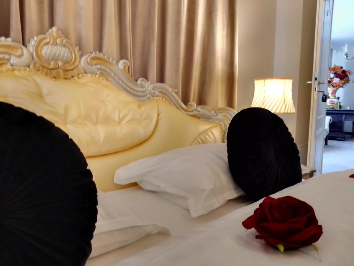 ホテルCasa Maria Roses Rîşnov エクステリア 写真
