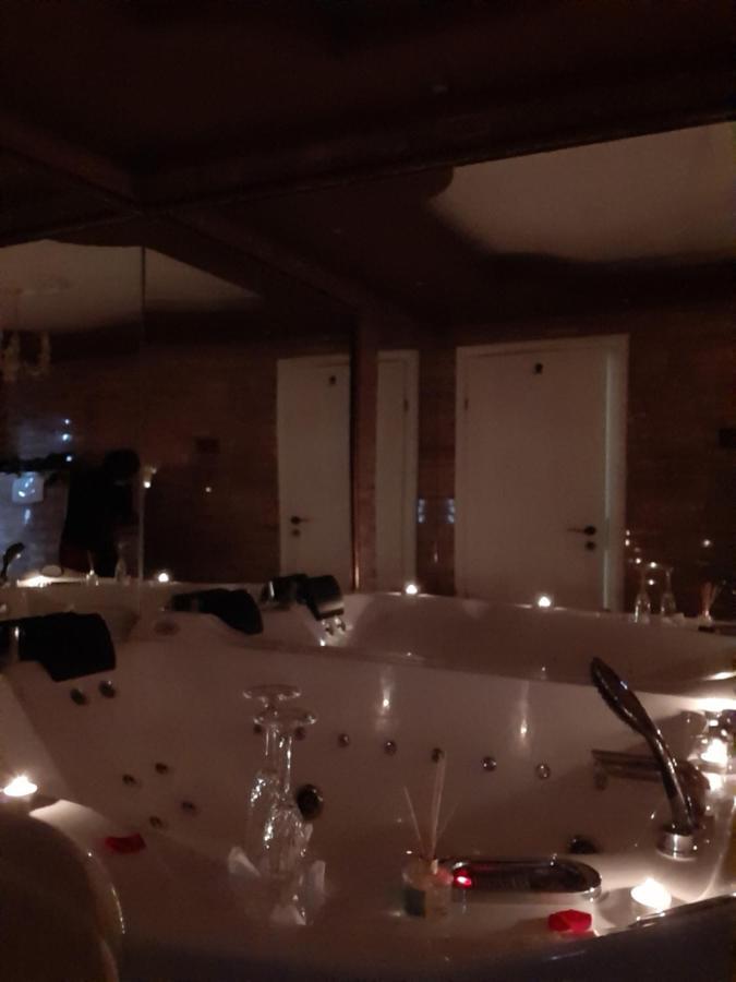 ホテルCasa Maria Roses Rîşnov エクステリア 写真